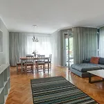 Spacious Flat Close To The American Embassy, Free Parking Place * Sofia