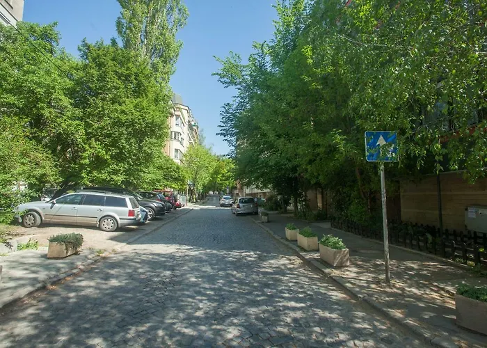 Spacious Flat Close To The American Embassy, Free Parking Place Sofia