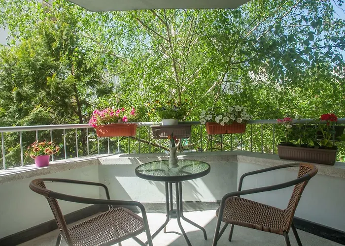 Lejlighed Spacious Flat Close To The American Embassy, Free Parking Place *