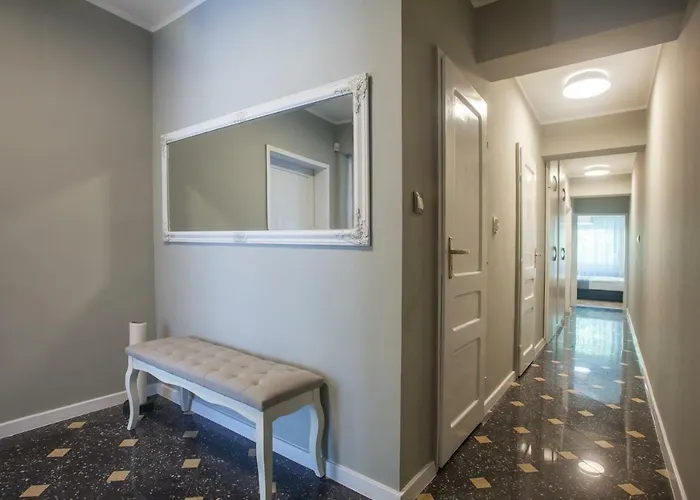 Spacious Flat Close To The American Embassy, Free Parking Place Lejlighed *