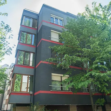 Spacious Flat Close To The American Embassy, Free Parking Place Sofia