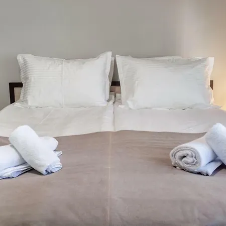 Апартаменты Spacious Flat Close To The American Embassy *