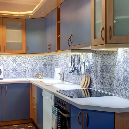 Апартаменты Spacious Flat Close To The American Embassy София
