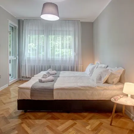Spacious Flat Close To The American Embassy, Free Parking Place 아파트 소피아