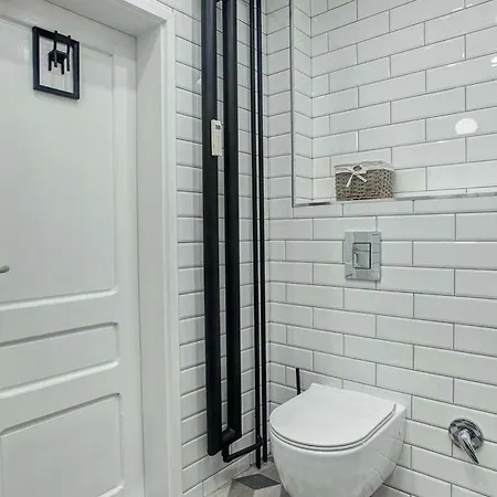 Spacious Flat Close To The American Embassy, Free Parking Place 소피아